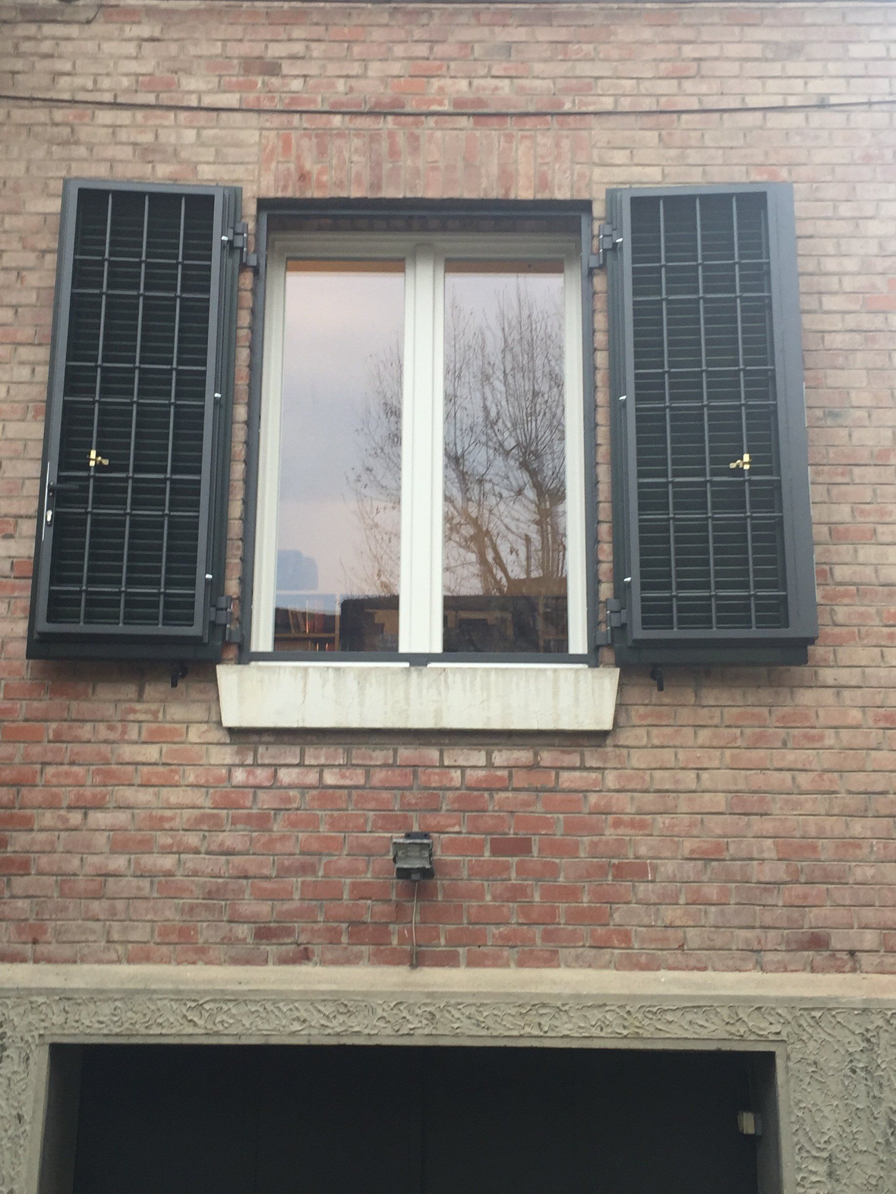 persiane corazzate aperte