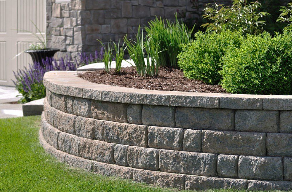 Retaining wall builders in Riverside CA