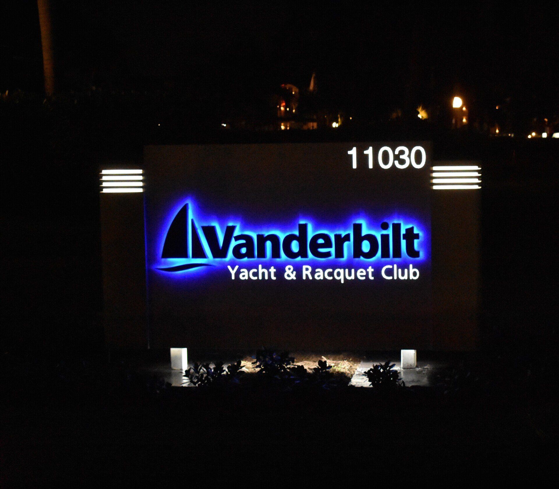 A sign for vanderbilt yacht and racquet club
