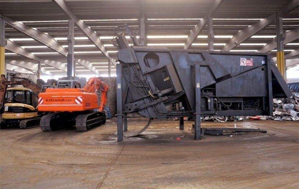 Macchinari industriali da rottamare