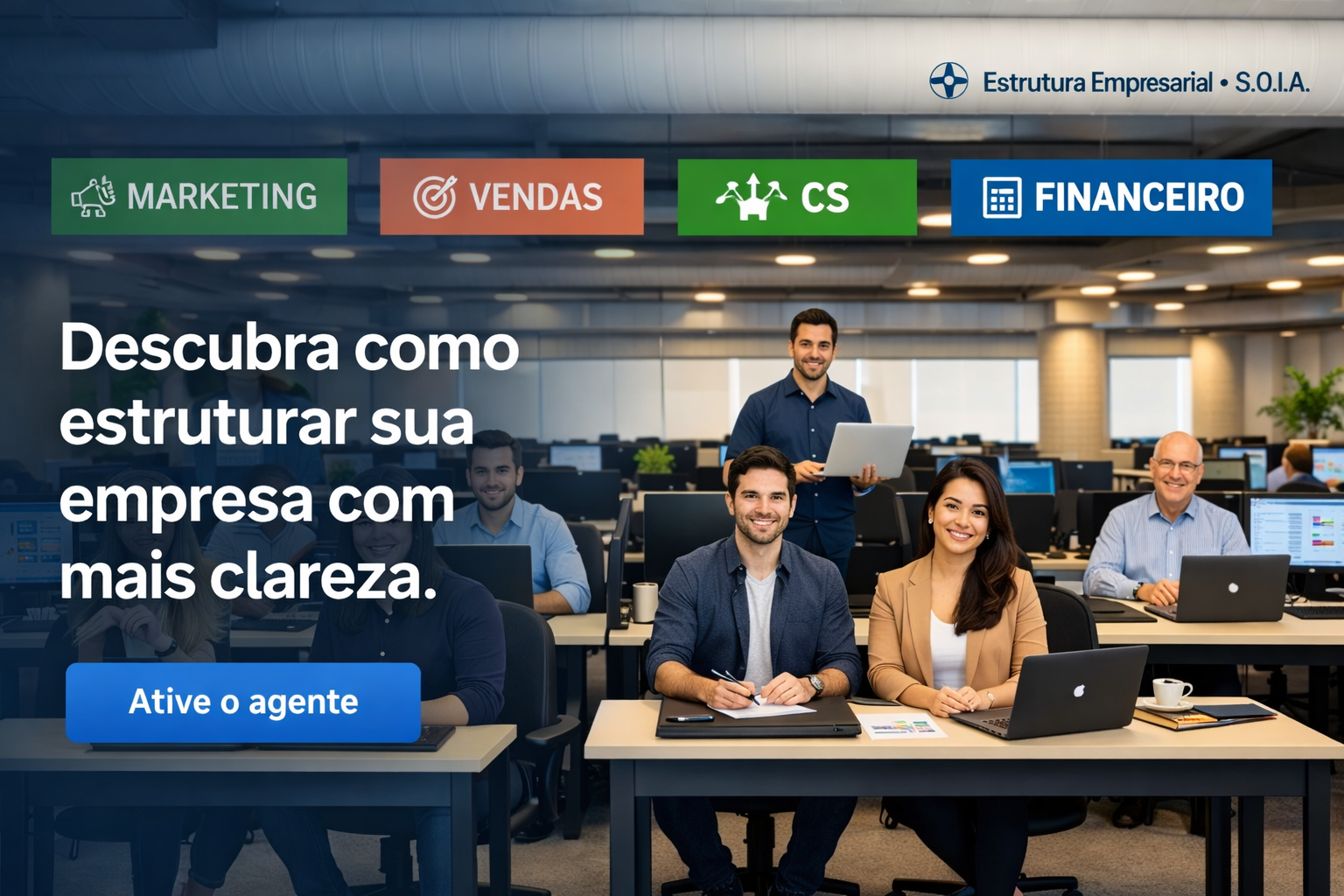 Equipe em ambiente corporativo com destaque para áreas da empresa como marketing, vendas, CS e financeiro.