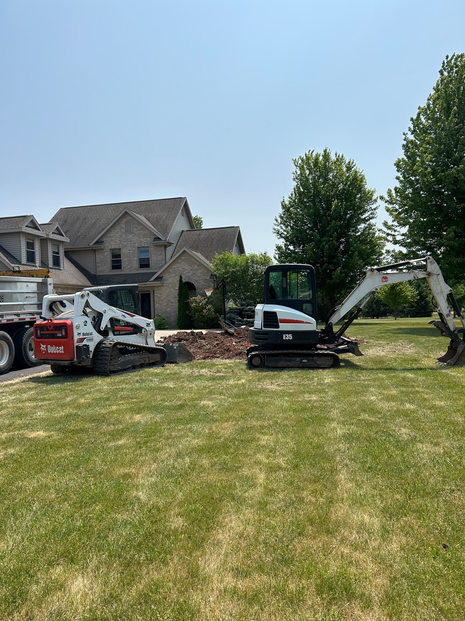 excavating equipment in Neenah, Wisconsin