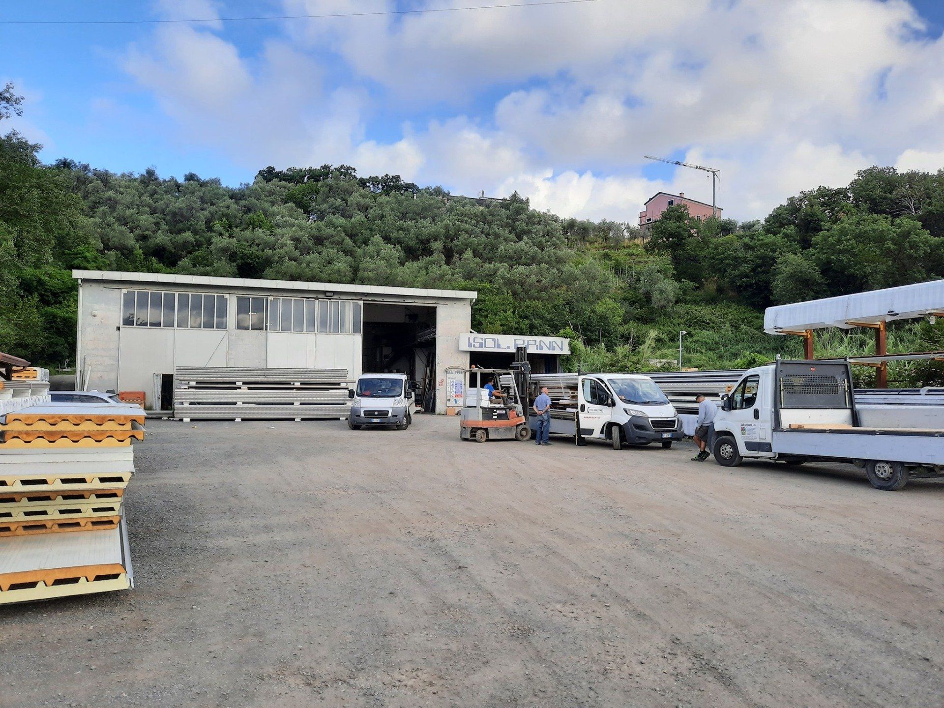 Foto della fabbrica Isol. Pann