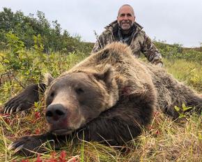 Caribou Hunting in Alaska Prices | Grizzly Bear Hunt Prices