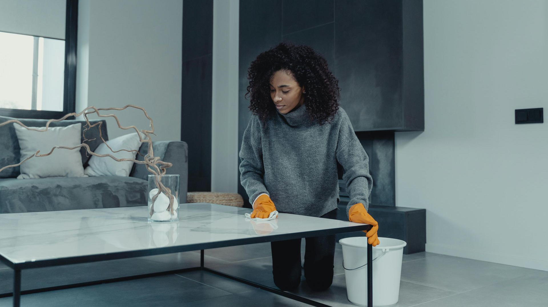 Cleaning marble with pH-neutral cleaner