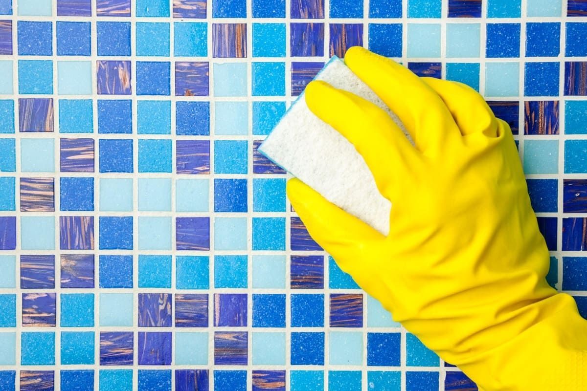 Cost of Pool Tile Restorer
