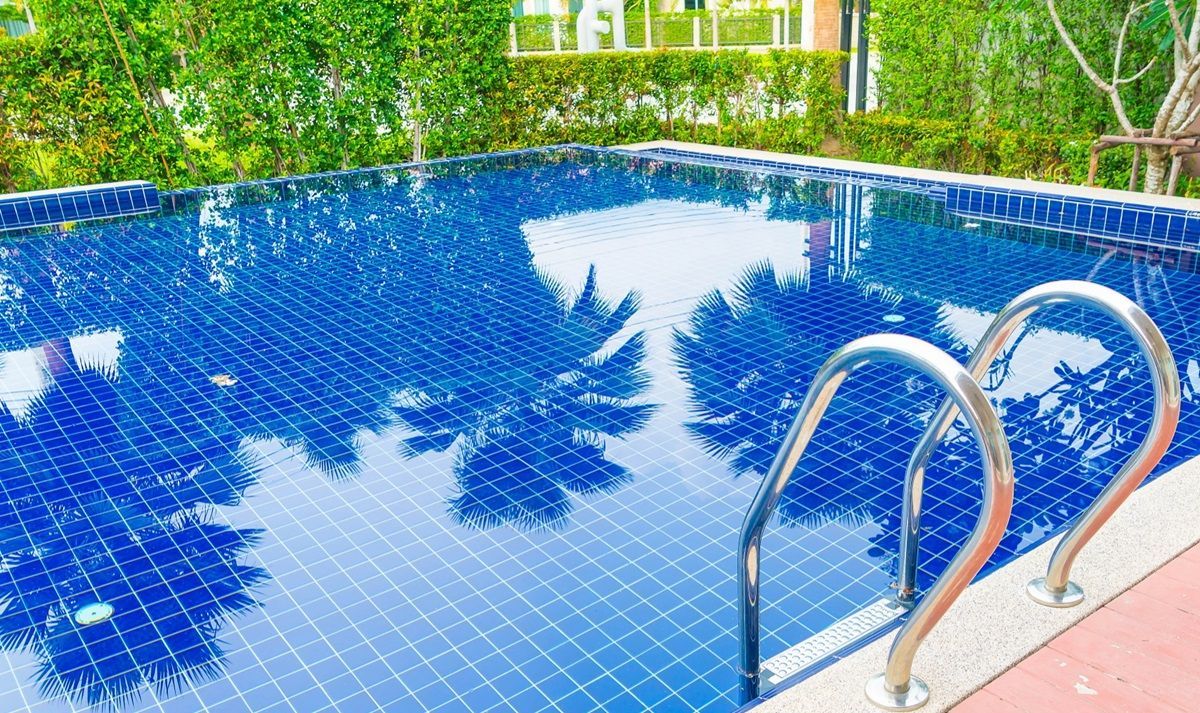 How to use Pool Tile Restorer