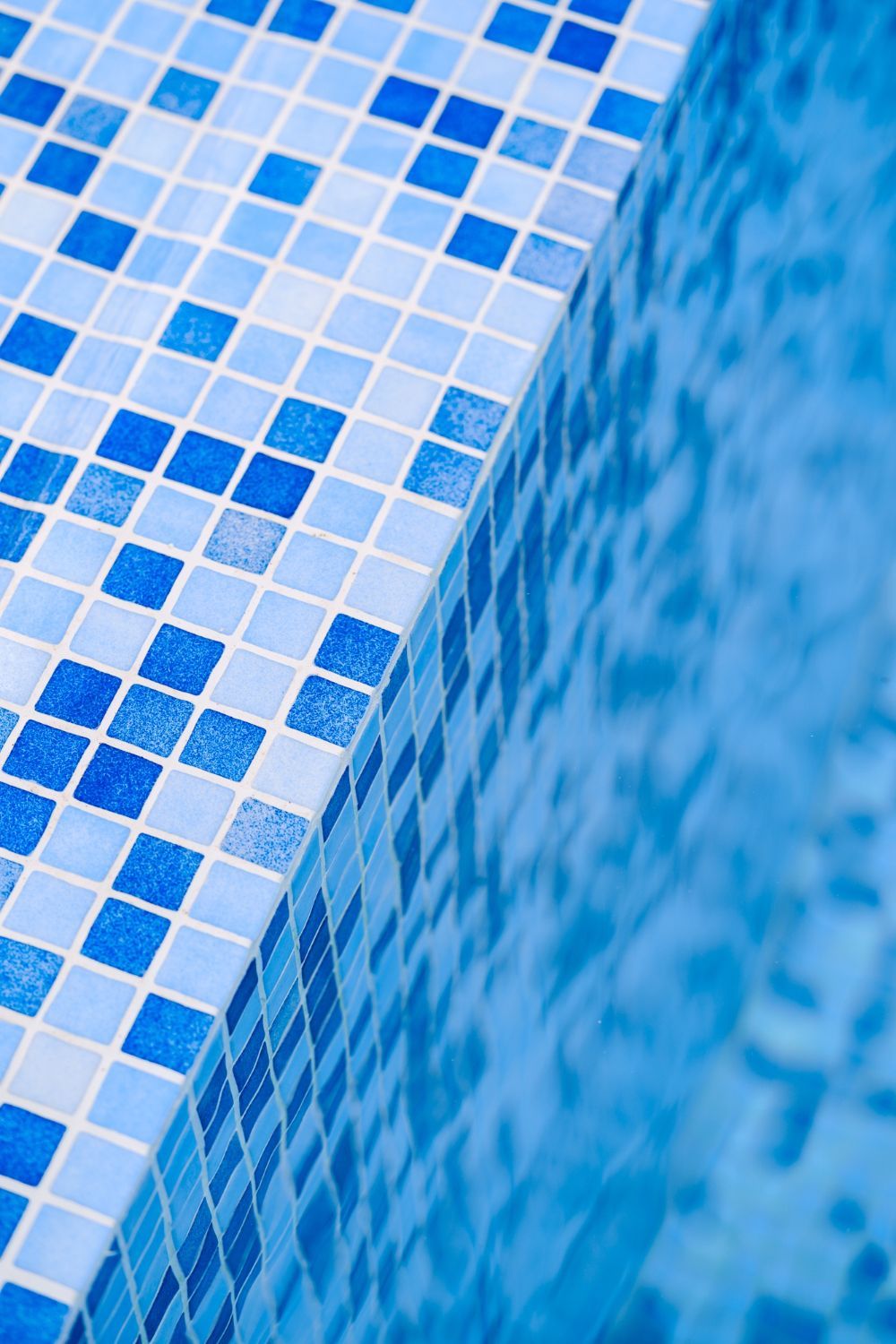 The best Pool Tile Restorer
