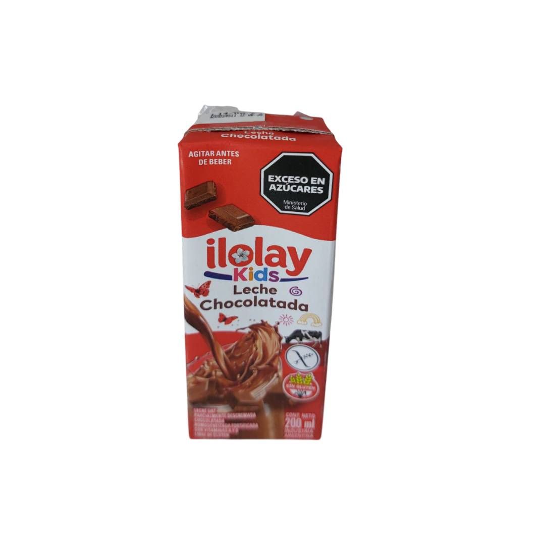 Caja de leche chocolatada Ilolay Kids. Envase blanco y rojo, imagen de chocolate y etiqueta 