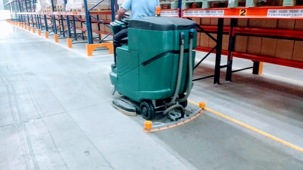 Lavadora de piso industrial, alfatennant, varredeira de piso industrial