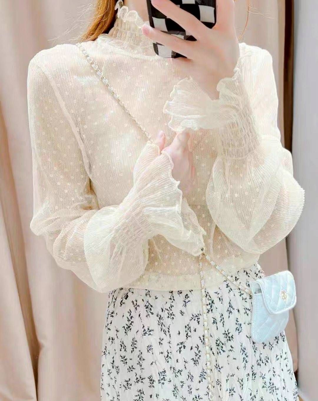 網紗透視上衣・喇叭袖木耳邊打底衫｜半高領長袖設計感上衣