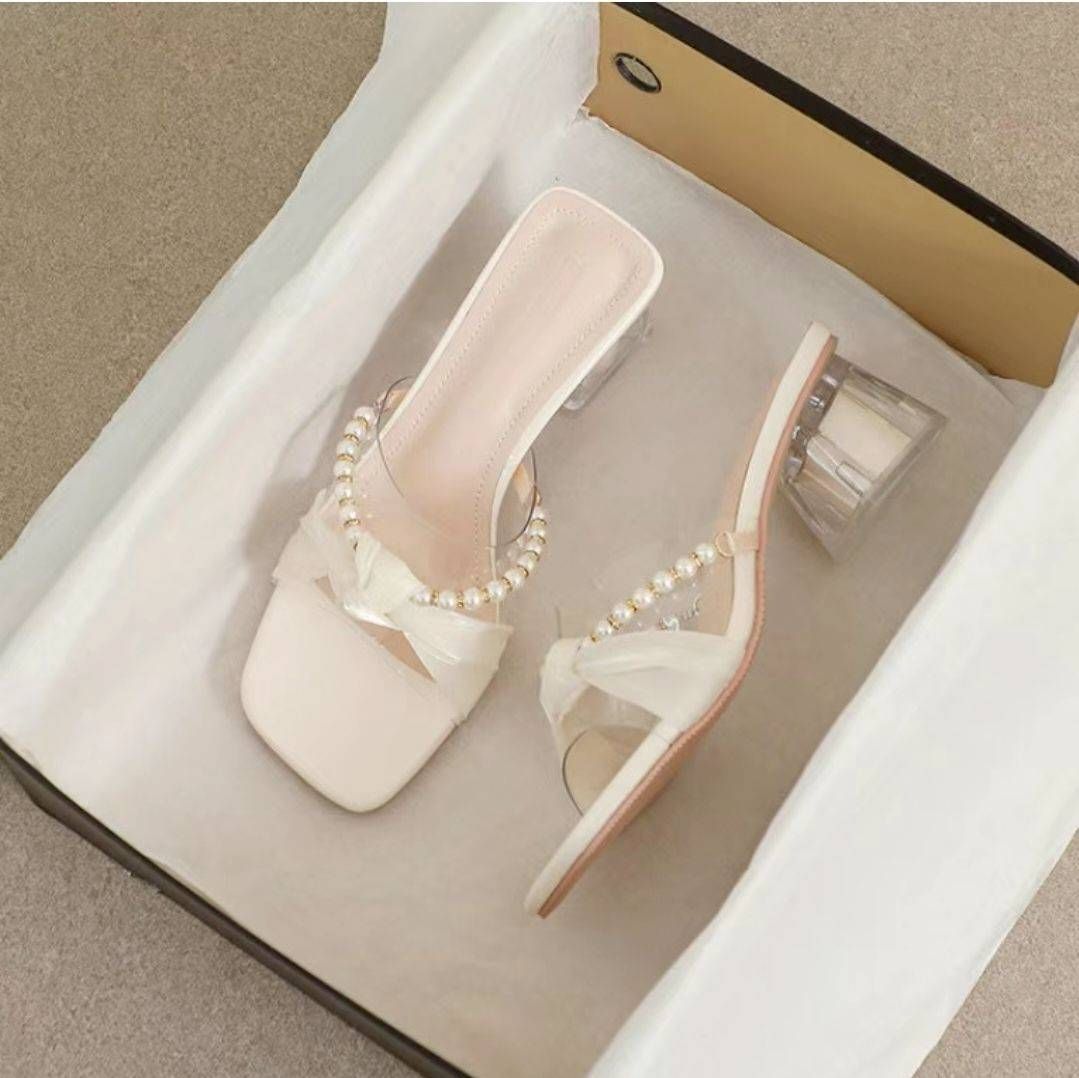 透明水晶粗跟一字拖涼鞋｜2026夏季仙女風高跟鞋