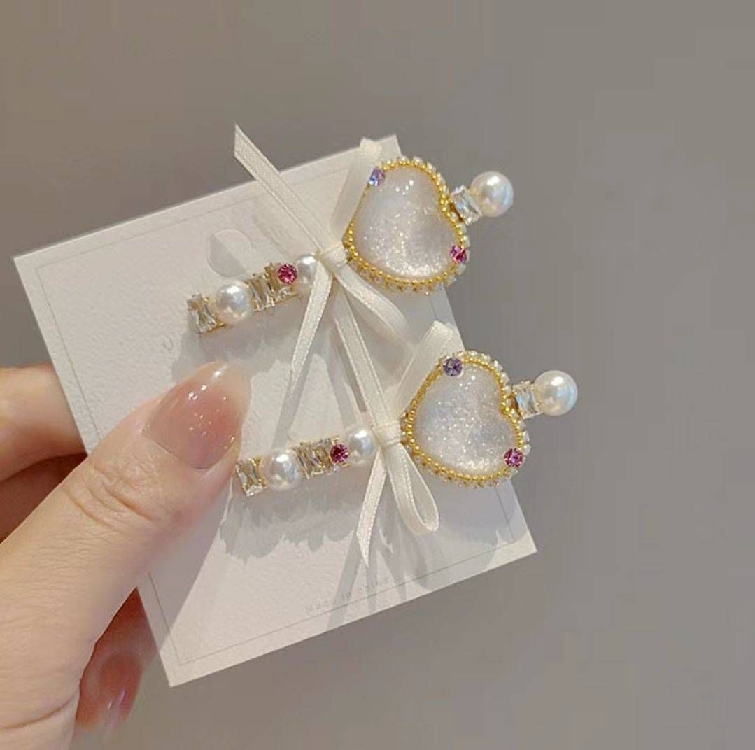 韓國冰透愛心一字髮夾✨️｜瀏海側邊碎髮夾 二入