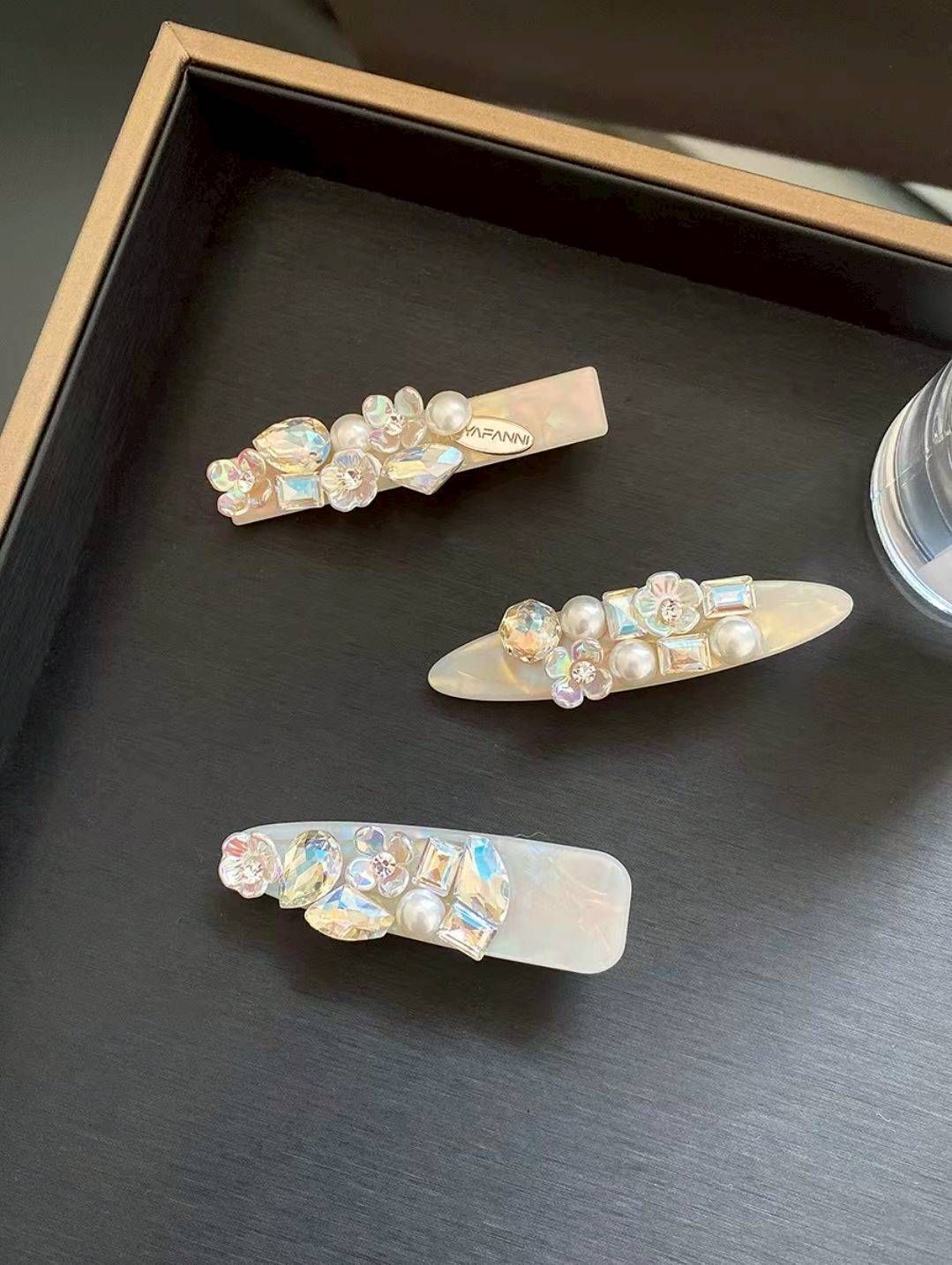 韓國幻彩珠光奢華髮夾｜精緻甜美側邊夾 二入