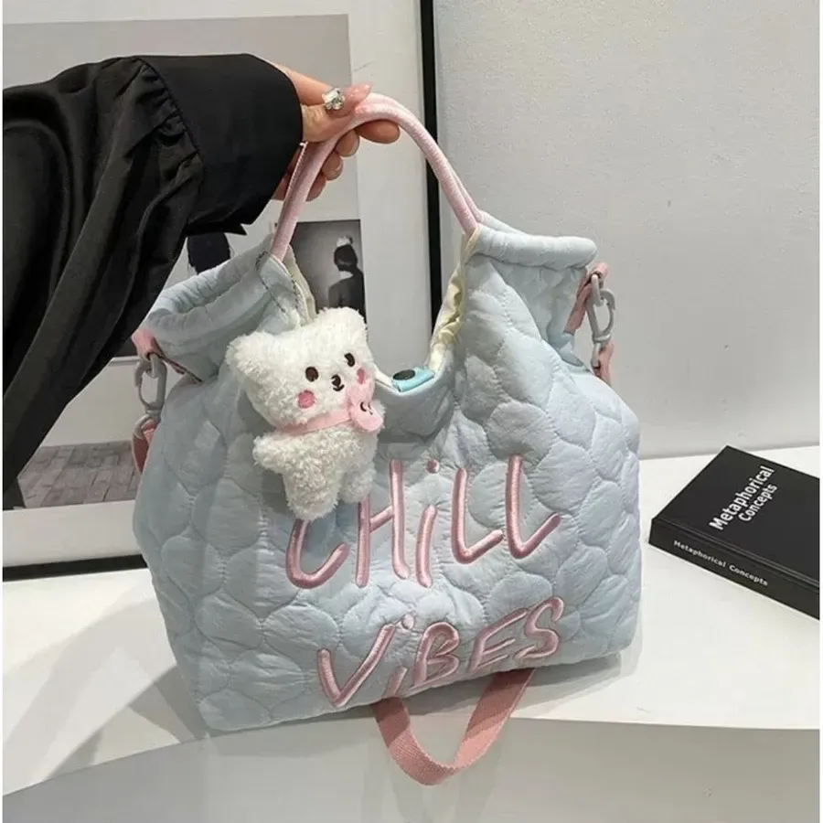 多巴胺色刺繡大容量托特包｜日常通勤手提包・百搭實用包款