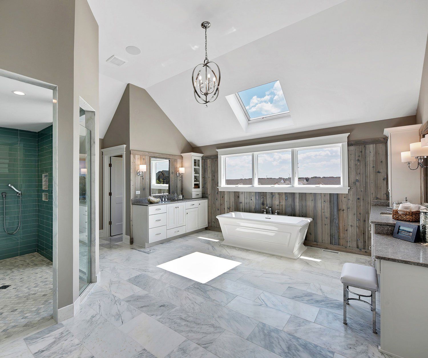Spacious Bathroom — Ashton, MD — Uneeda Plumbing Bath Remodeling LLC