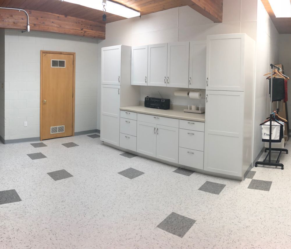 Carpenter Breland Room
