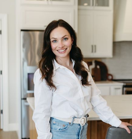Annika Storvick headshot