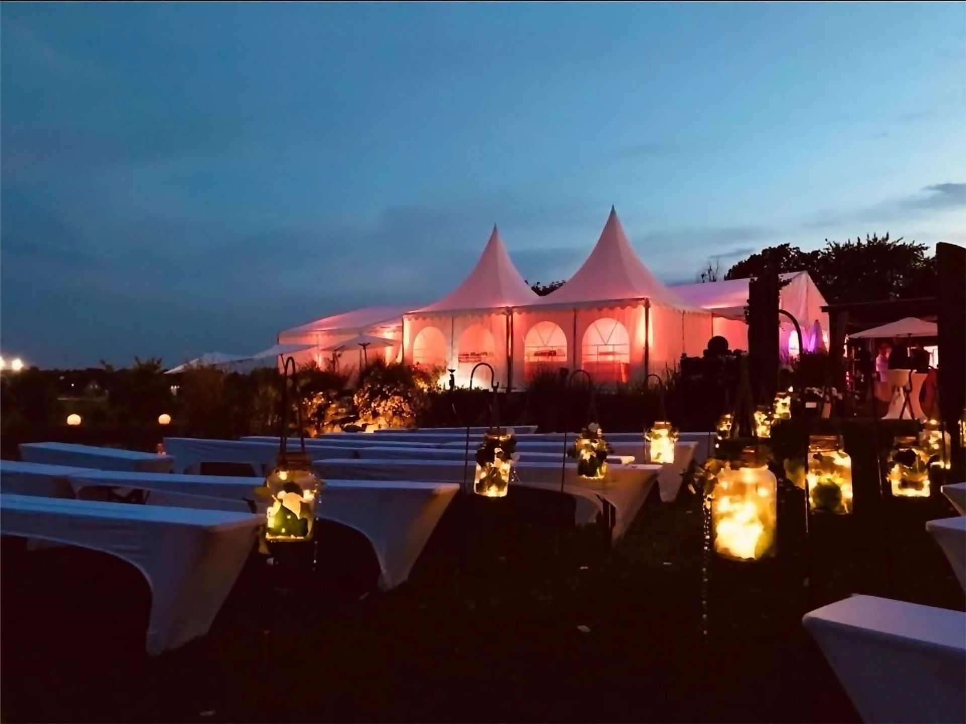 Beleuchtung, Pagodenzelte