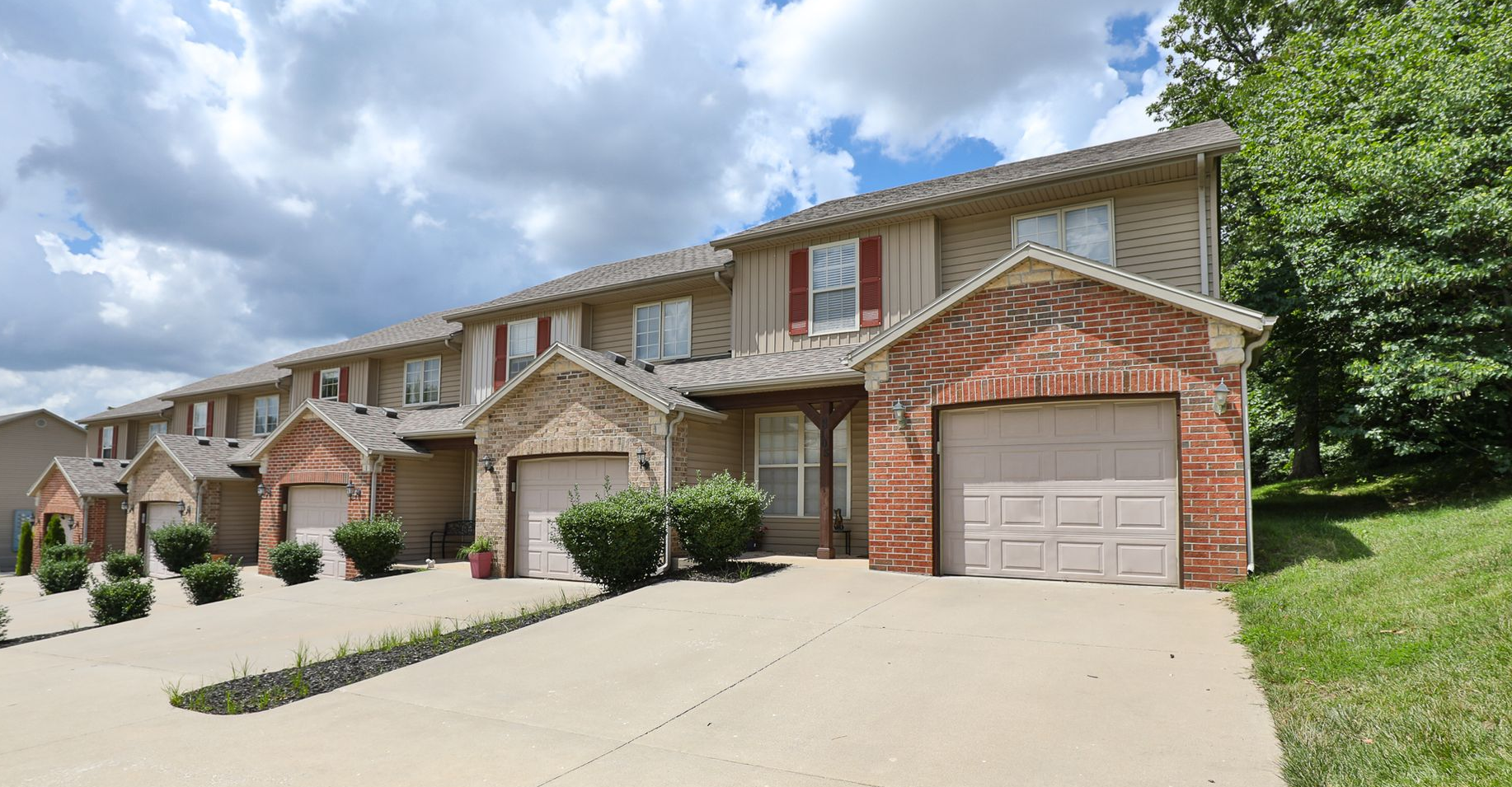 The Woods Town Homes at IMM Apartments in Springfield Missouri