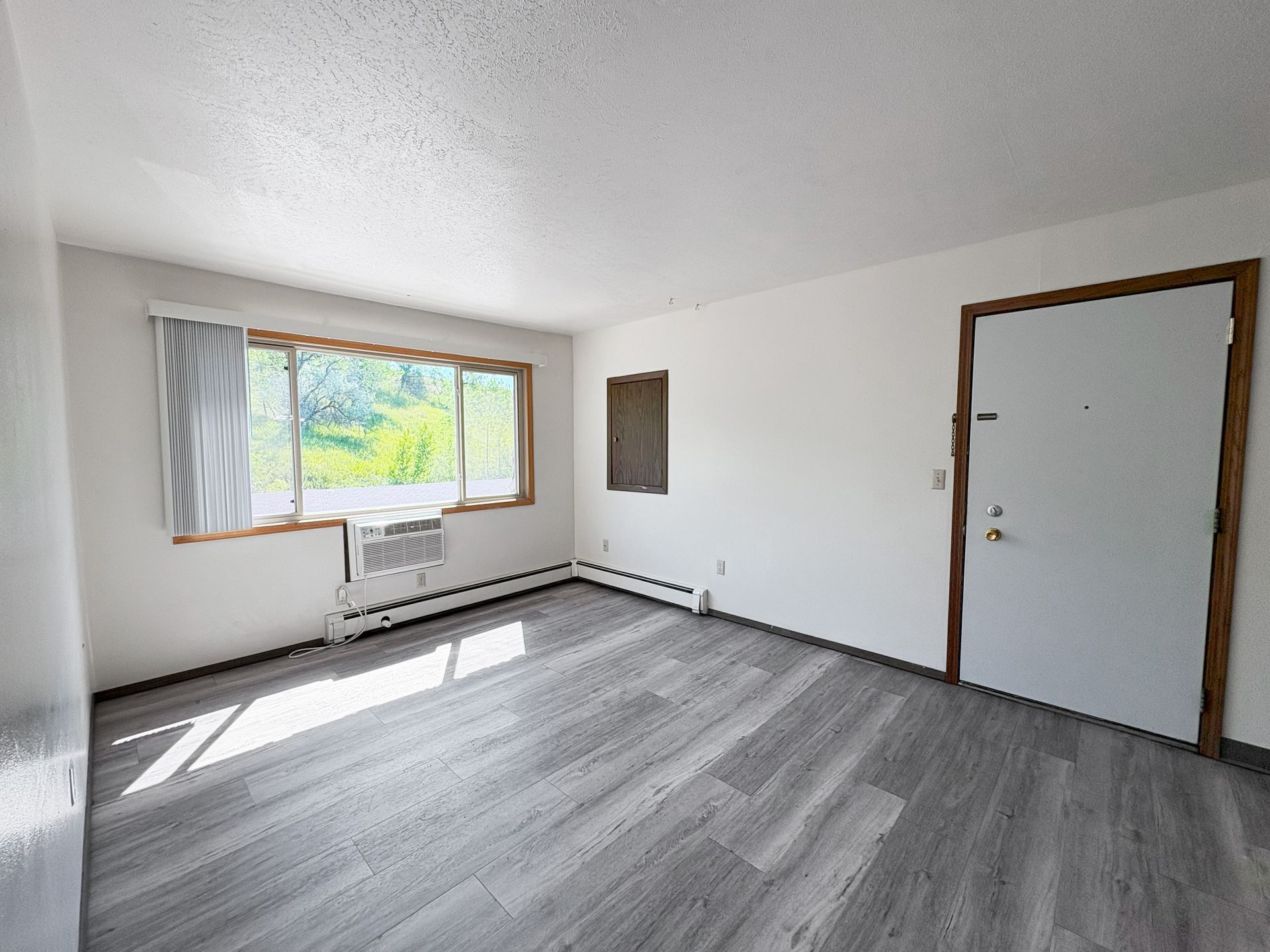 Cedarwood MSU at IMM Apartments in Minot North Dakota