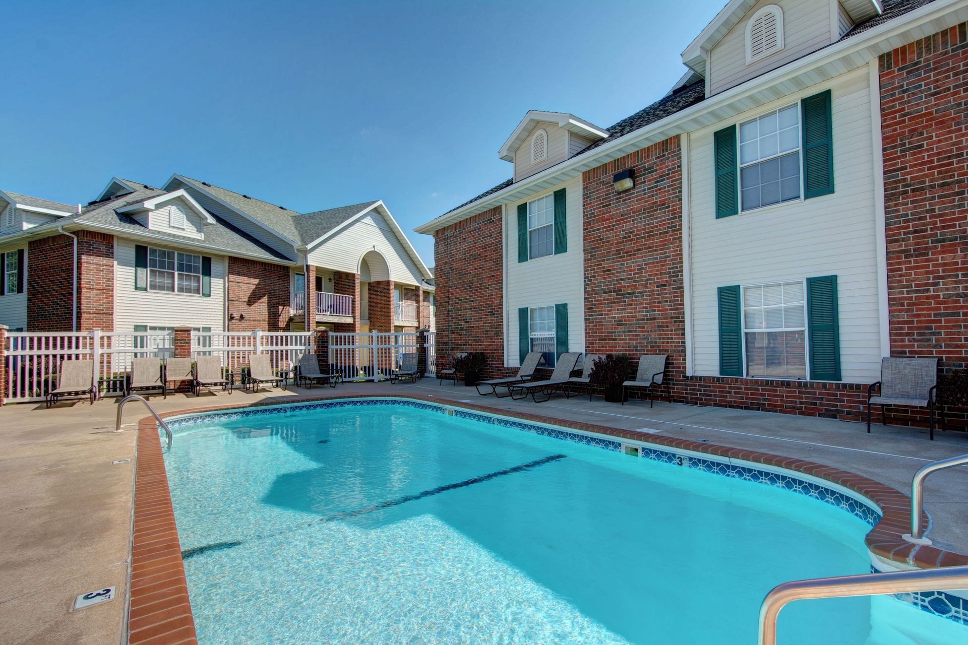 Hawthorn Suites Apartments at IMM Apartments in Springfield, Missouri
