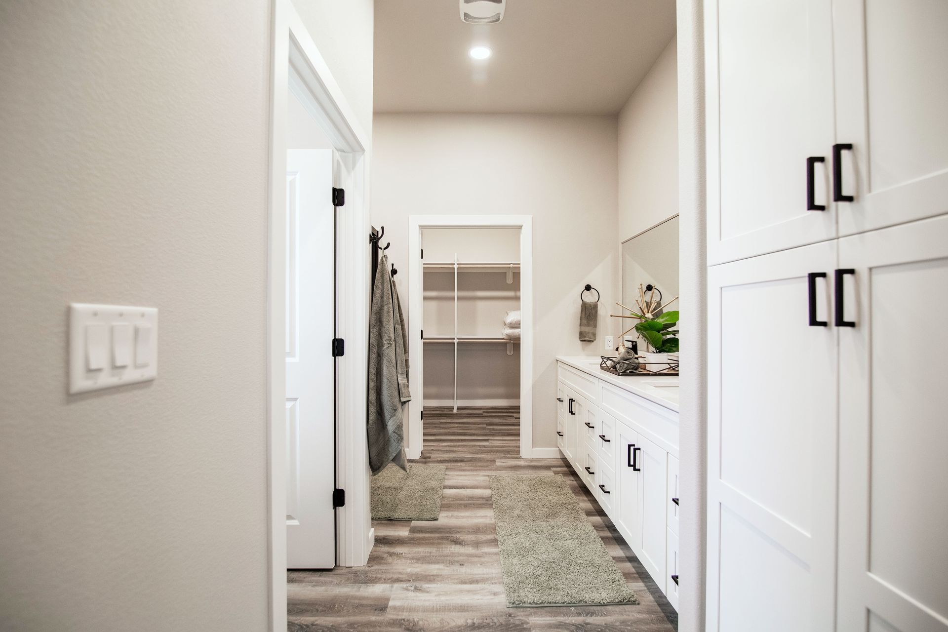 Legacy Homes at Coulee Ridge at IMM Apartments in Bismarck North Dakota