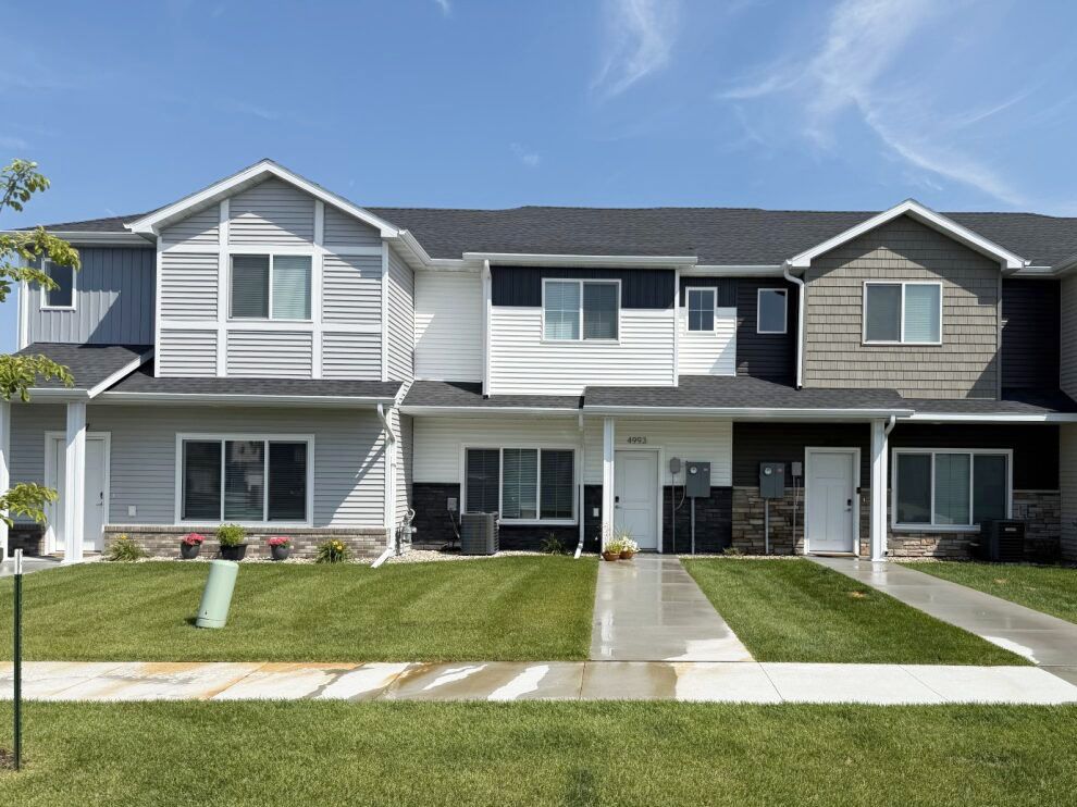 Valley View Townhomes at IMM Apartments in Fargo, North Dakota