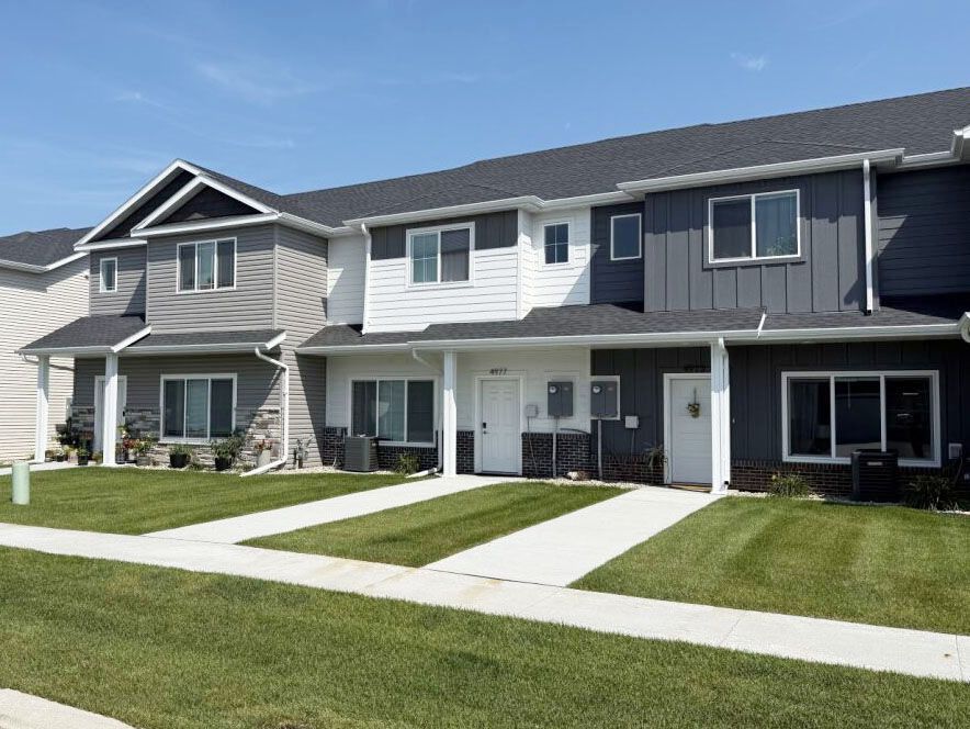 Valley View Townhomes at IMM Apartments in Fargo North Dakota
