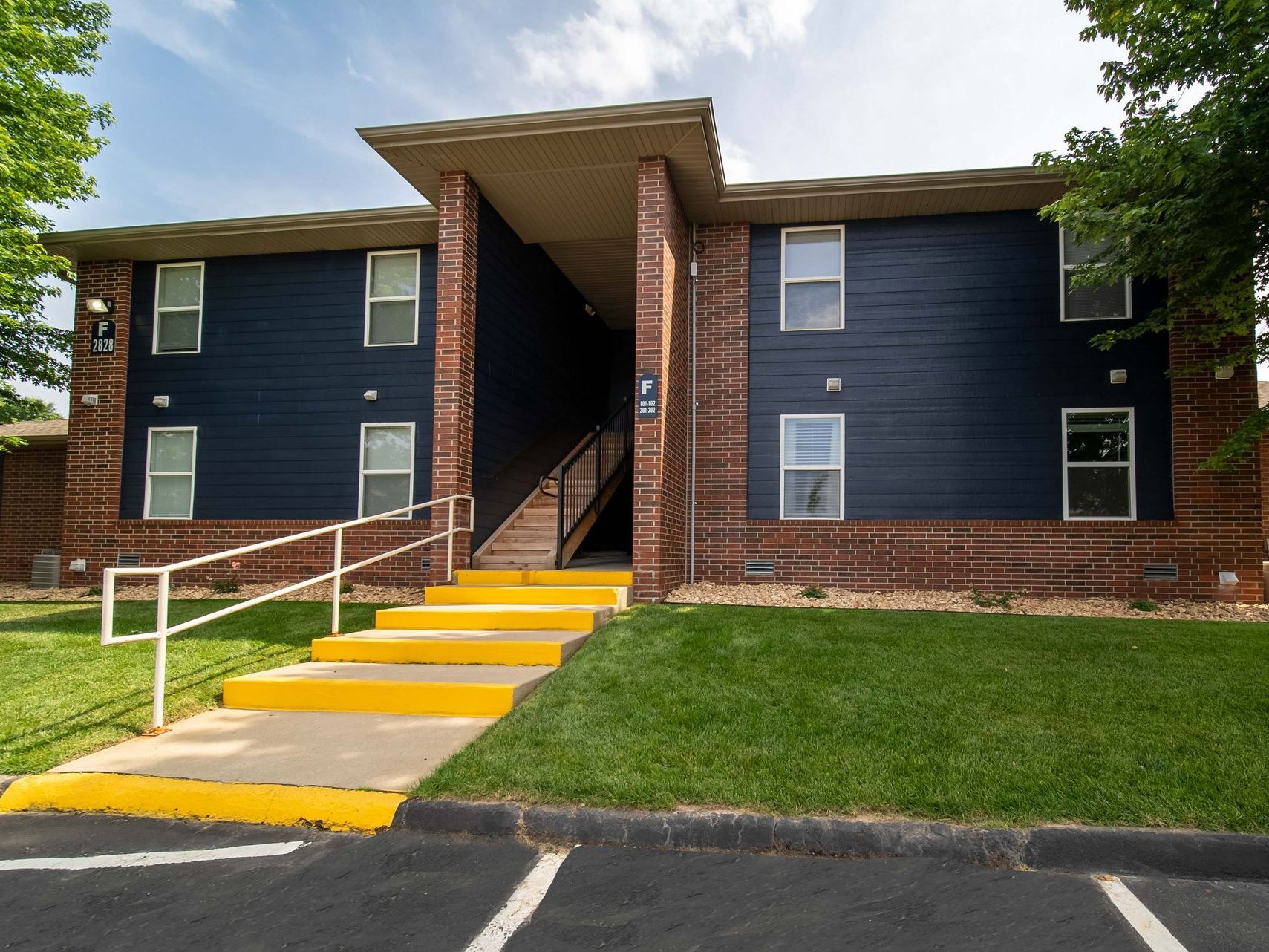 Cambridge Park Apartments at IMM Apartments in Springfield, Missouri