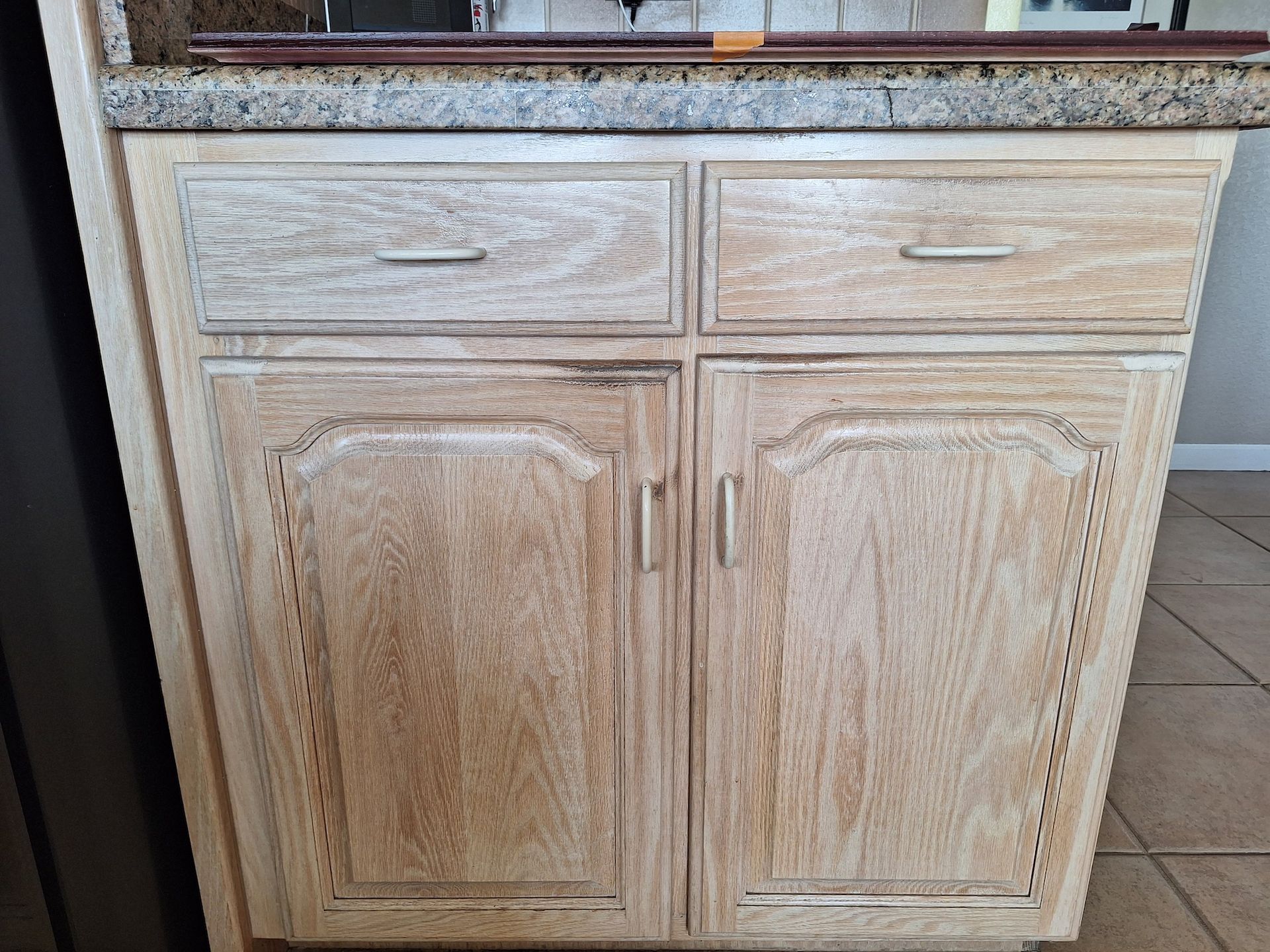 Before Kitchen Cabinet Painting