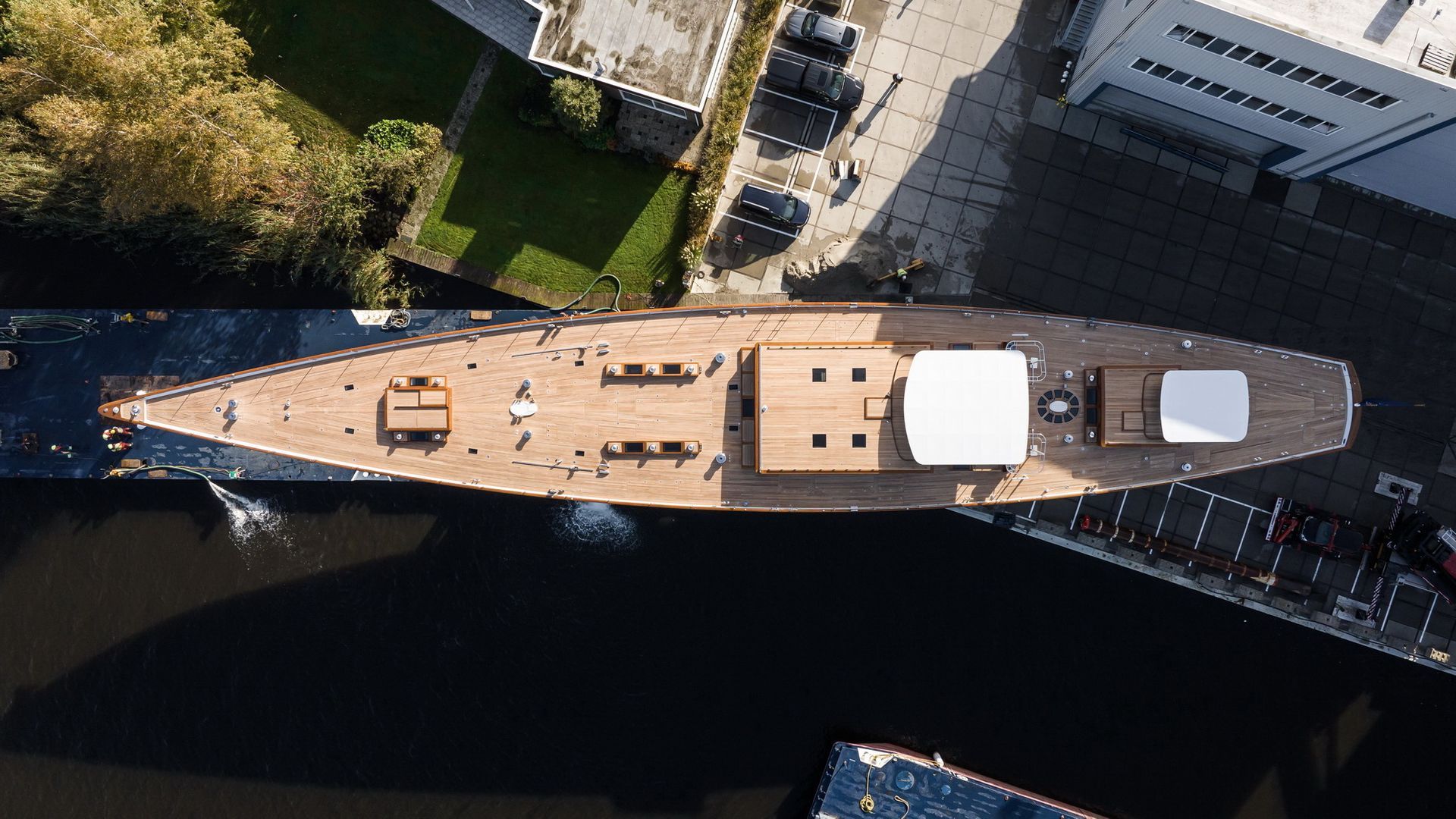 royal huisman sy aquarius