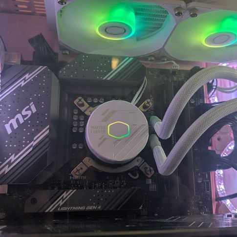 Custom PC build 14