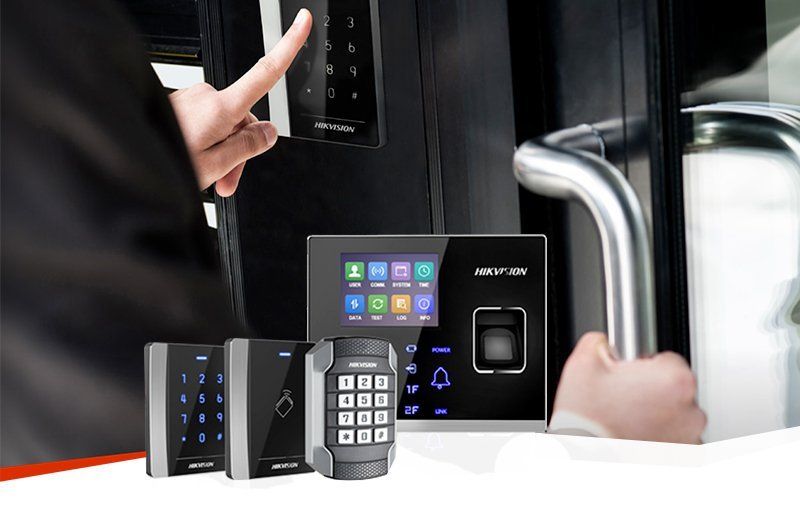 controllo elettronico con impronta digitale