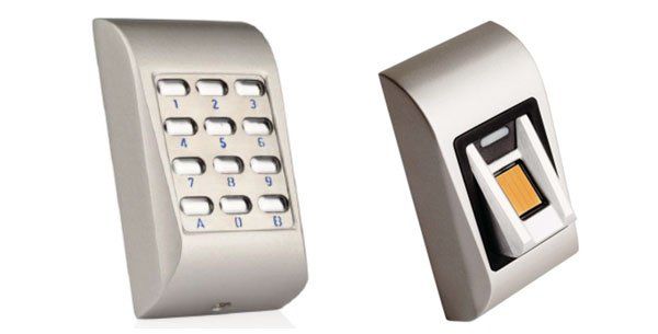 controllo accesso con impronta digitale