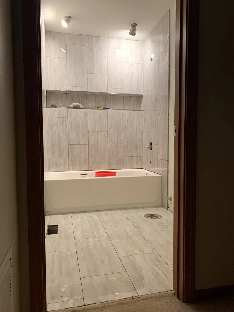 Bathtub — Anchorage, AK — Alaska Painting & Construction LLC