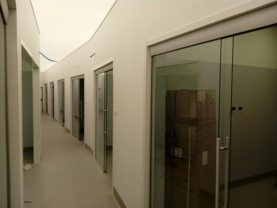 porte scorrevoli in vetro per uffici