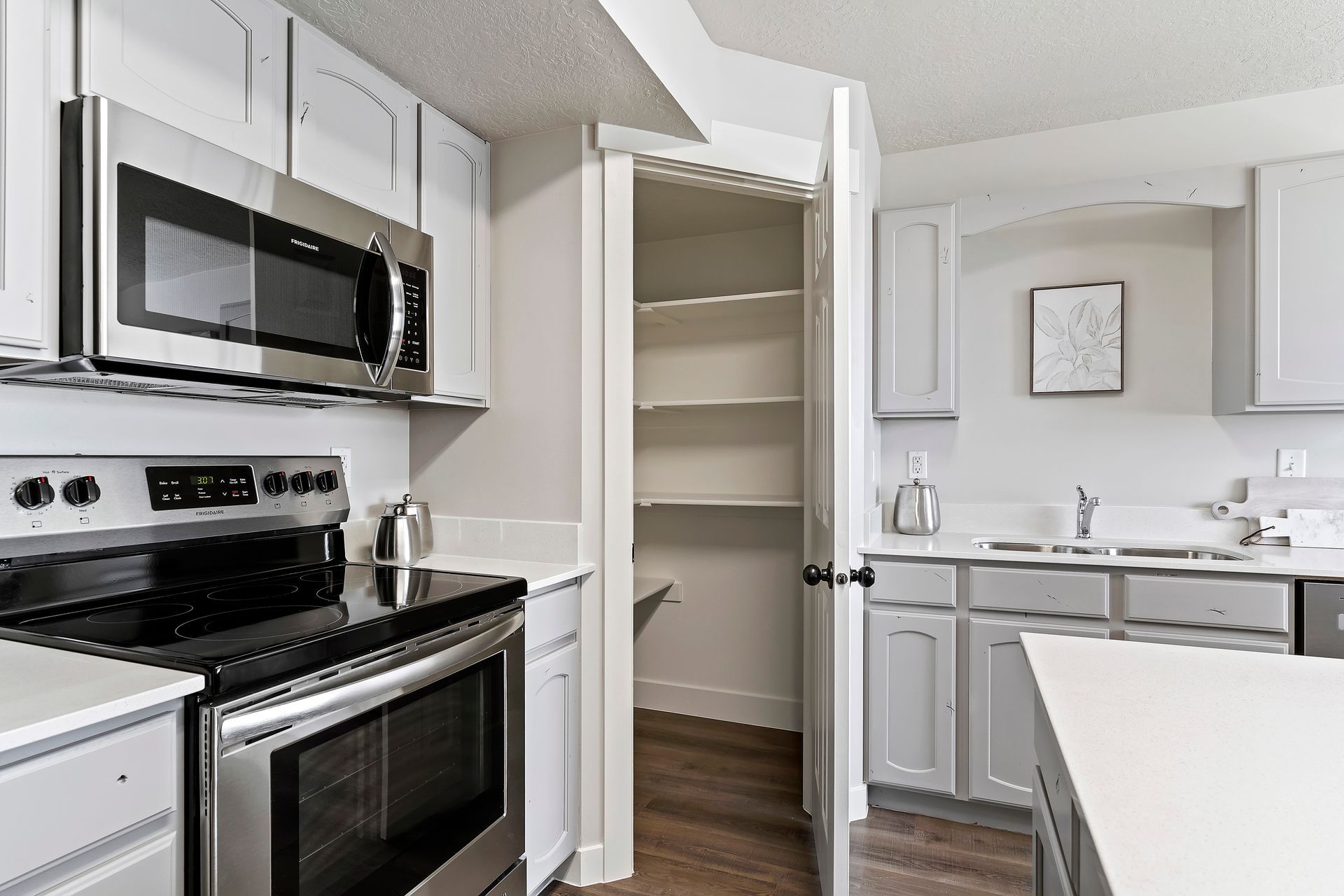 Oakwood Apartments Photo gallery