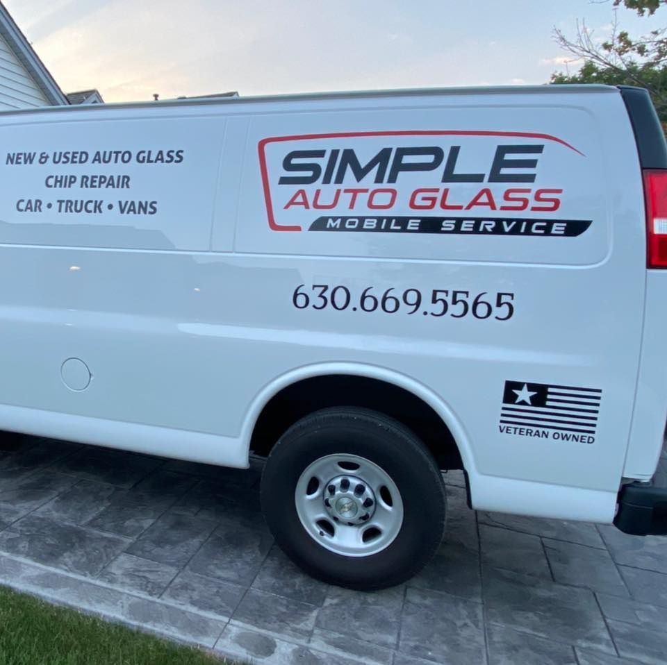 A white van for simple auto glass mobile service