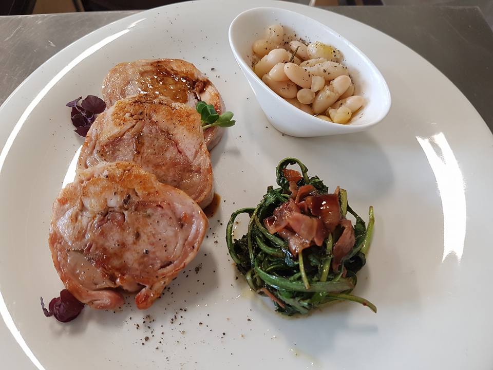 Meat and mushroom stuffing