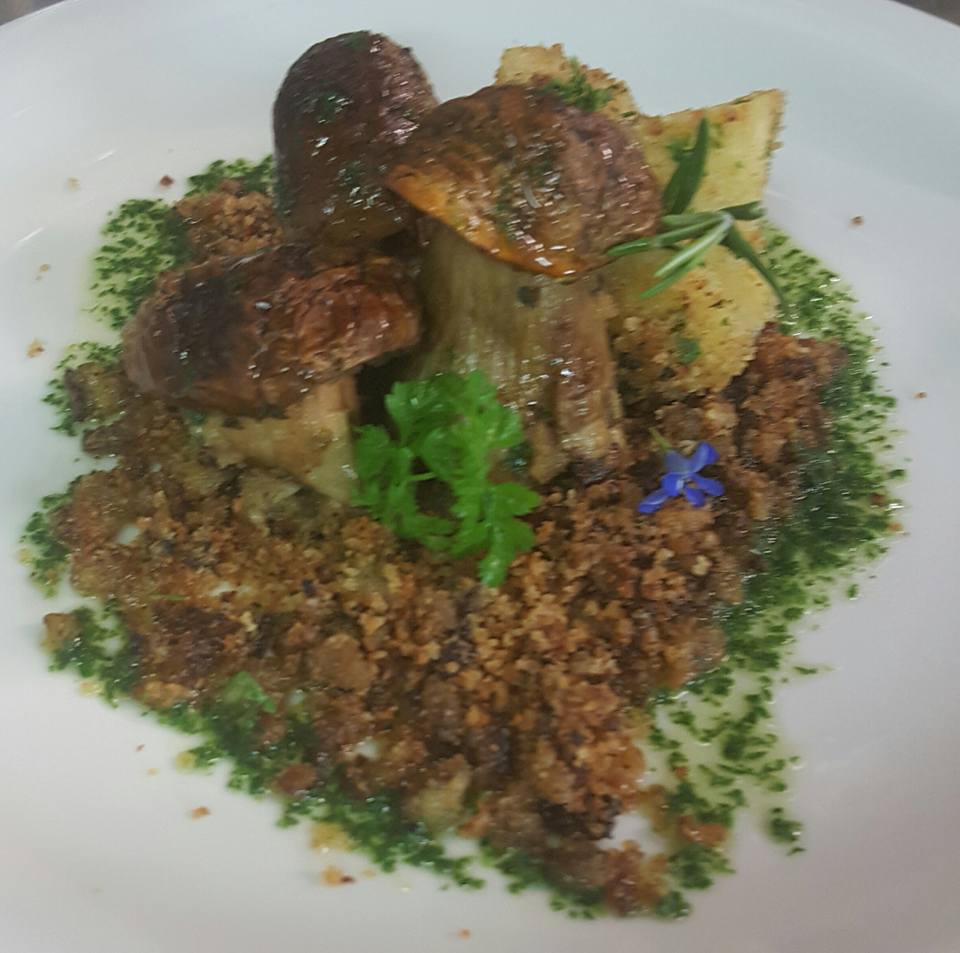 Meat and mushrooms risotto