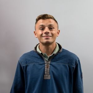 Headshot of Ryan Topp, Parts and Service Coordinator for KSSG.