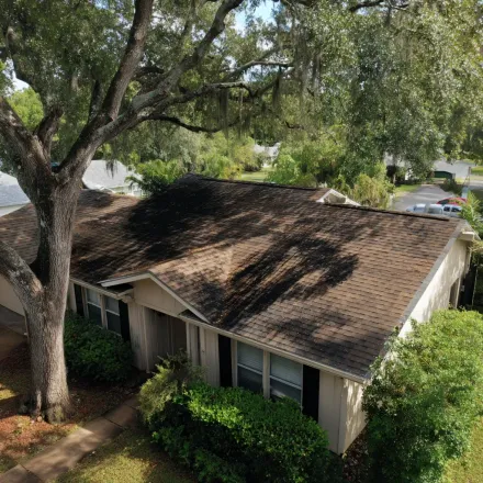 Best roofers Riverview FL 2025 using advanced roofing software, satellite measurements, and drone inspections.