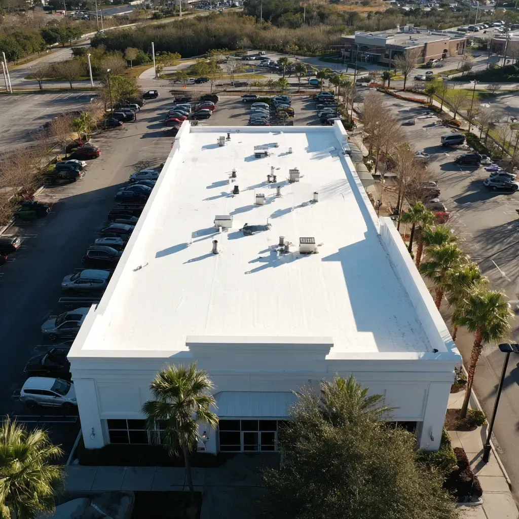 Our roofing experts deliver precise roof replacement and installation Riverview FL with alignment checks, fasteners, and sealing.