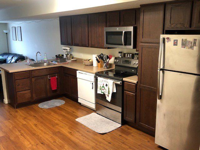 Bathroom | Cardinal Corners