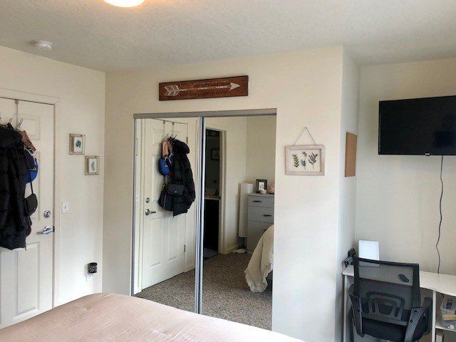 Bathroom | Cardinal Corners