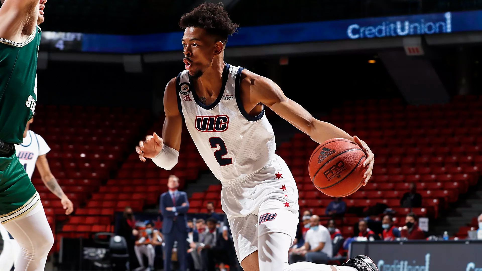 Alliance Sign American Forward Diggins Jr.