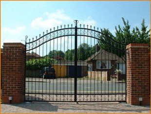 Wrought iron gates - Rochester, Kent - The Gate Shop - Gate fabricator