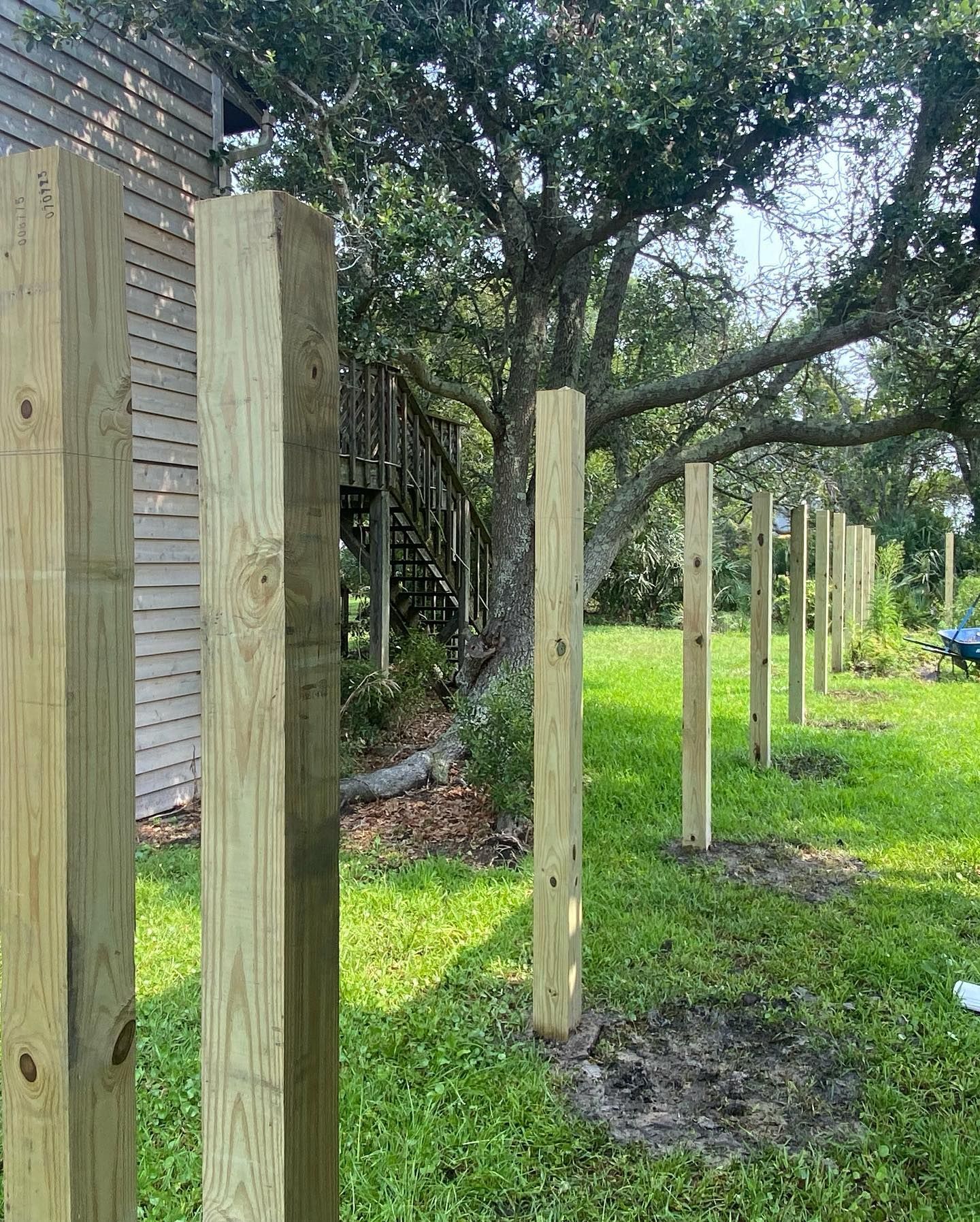 Installing Fence | Wilmington, NC | Murray and Son Fence