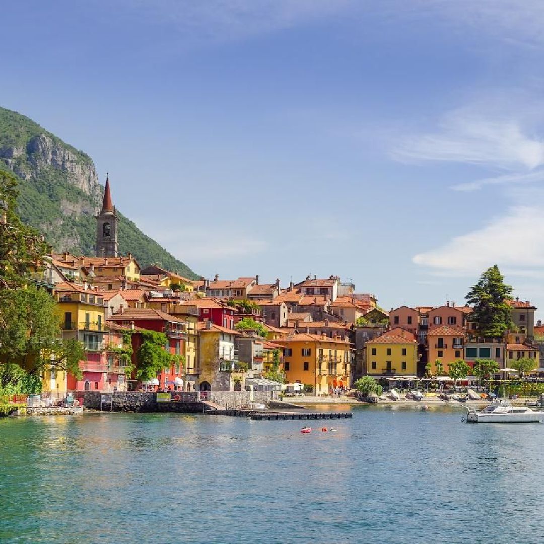 lake Como private boat tours 2 hours
tour privato di 2 ore sul lago di Como Italia